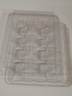 Krabička plast na 8 makronek průhledná